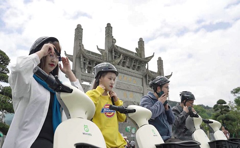 城市共享電動(dòng)車 城市共享電動(dòng)車